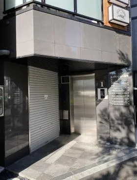 LAND DEN 舟町の外観