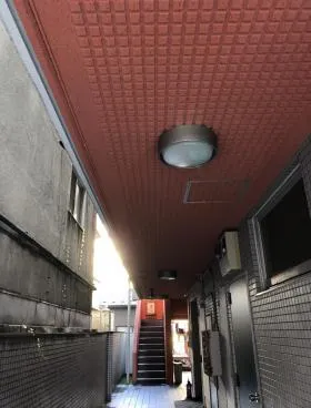 林ビルの外観