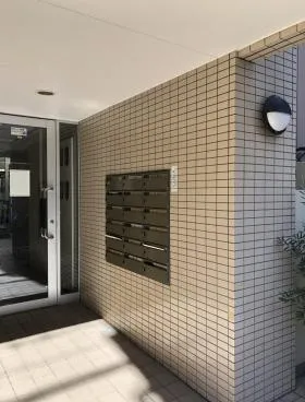 スズキビルの外観