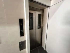 エスペランサ神田須田町の外観