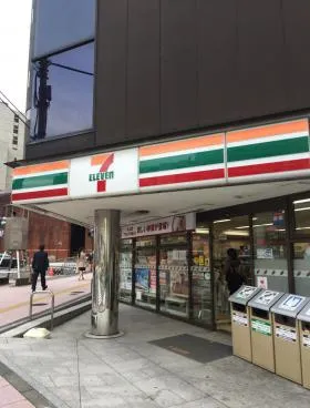 Daiwa麻布台ビルの外観