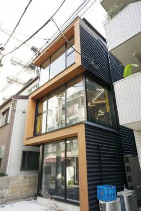 allee de JINGUMAEの外観