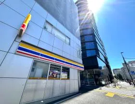 ミニストップを通過する