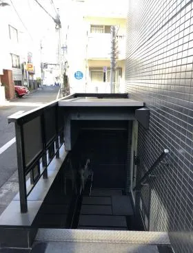 北斗四谷ビルの外観