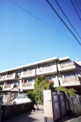 グレース目白ビルの外観