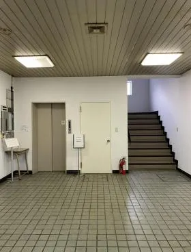 第2税経ビルの外観