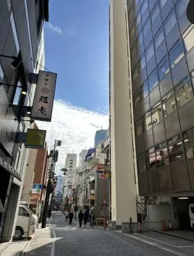 出野(イデノ)ビルの外観