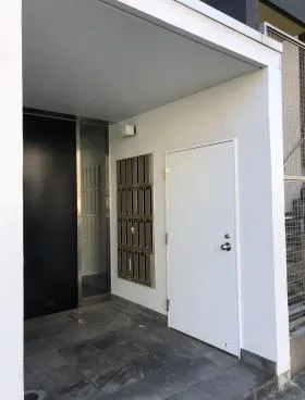 IDEE ROOMS UEHARAビルの外観