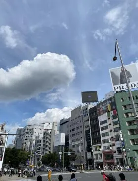 SPRING TERRACE OMOTESANDOビルの外観