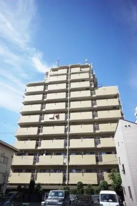 サンビューハイツ新宿ビルの外観