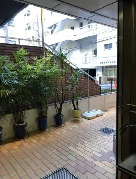 柏ビルの外観