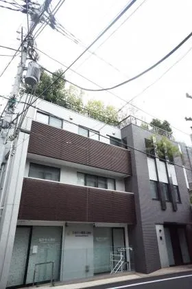 広尾5丁目1階店舗ビルの外観