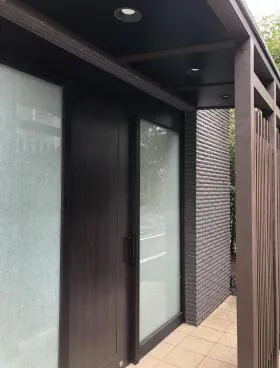 広尾5丁目1階店舗ビルの外観