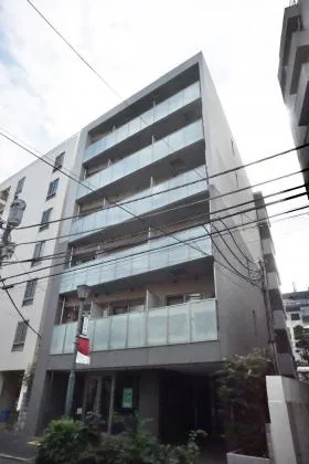 アンジェラ神宮前ビルの外観