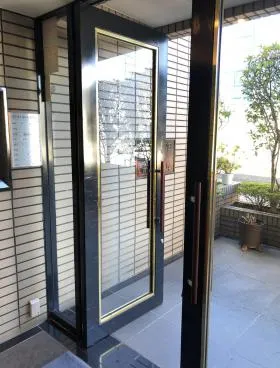 ホリアージュ南青山ビルの外観