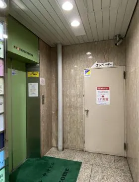 中沖ビルの外観