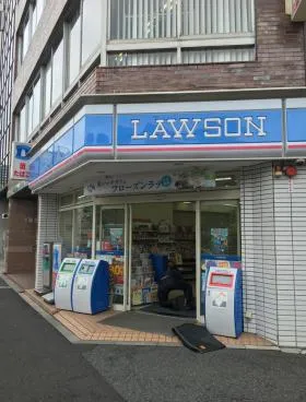 飯田ビルの外観