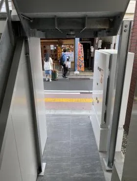 ACN高田馬場ビルの外観
