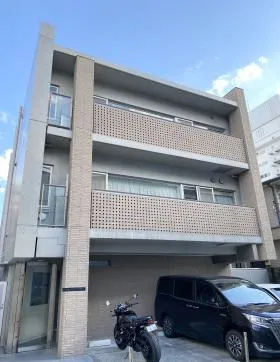 レジーナ南青山ビルの外観