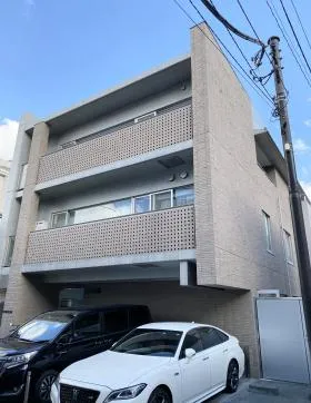 レジーナ南青山ビルの外観