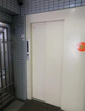 マイクラ三番町の外観