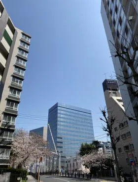 アリス・マナーガーデン銀座ウォークの外観