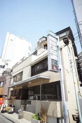 セントラル青山No.6ビルの外観
