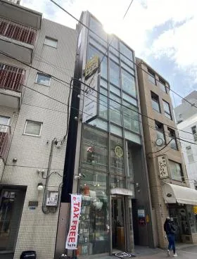 オフィスエイトビルの外観