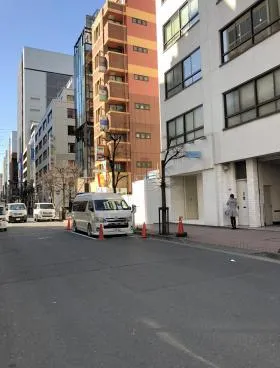 並木ビルの外観