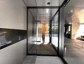 愛宕山PREXの外観