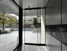 愛宕山PREXの外観