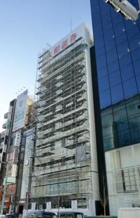 十字屋ビルの外観