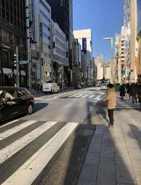 十字屋ビルの外観