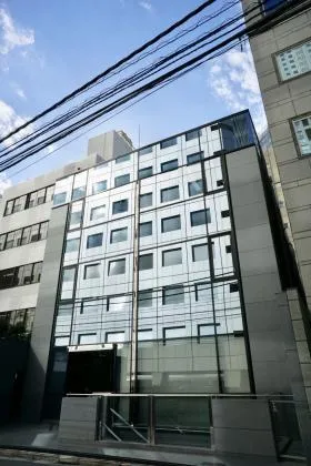 モドマルシェ赤坂ビルの外観