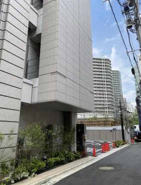AOKI表参道ビルの外観