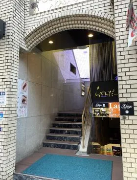 コンチネンタル赤坂Ⅲビルの外観