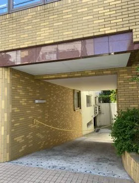岡部ビルの外観