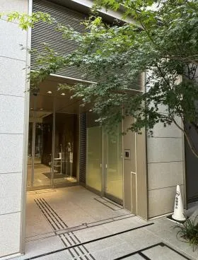 日本橋三丁目スクエアビルの外観