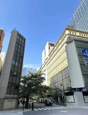 日本橋三丁目スクエアビルの外観