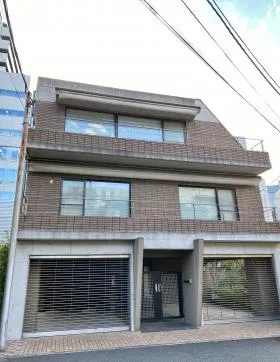 千代田区二番町一棟貸しビルの外観