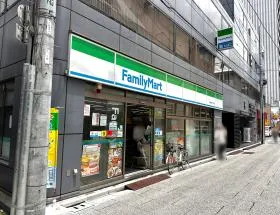 ファミリーマート