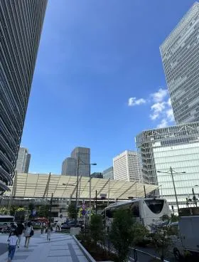 ヤンマー東京ビルの外観