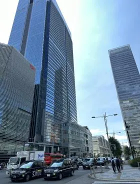 ヤンマー東京ビルの外観