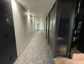 ヤンマー東京ビルの外観