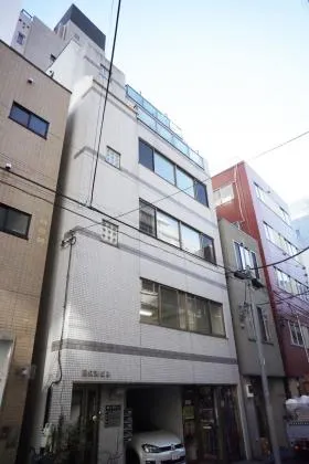阿久澤ビルの外観