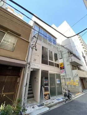 マガザン人形町ビルの外観