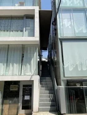 コア南青山ビルの外観