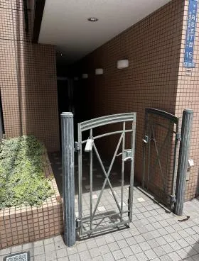 K’Sプレイスビルの外観