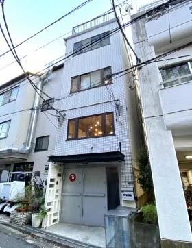 クルコトビルの外観