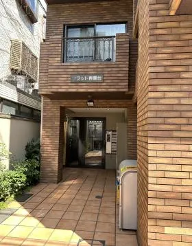 フラット青葉台の外観